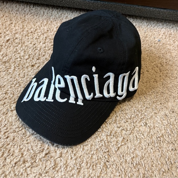 Balenciaga Curved Logo Hat - Picture 2 of 4